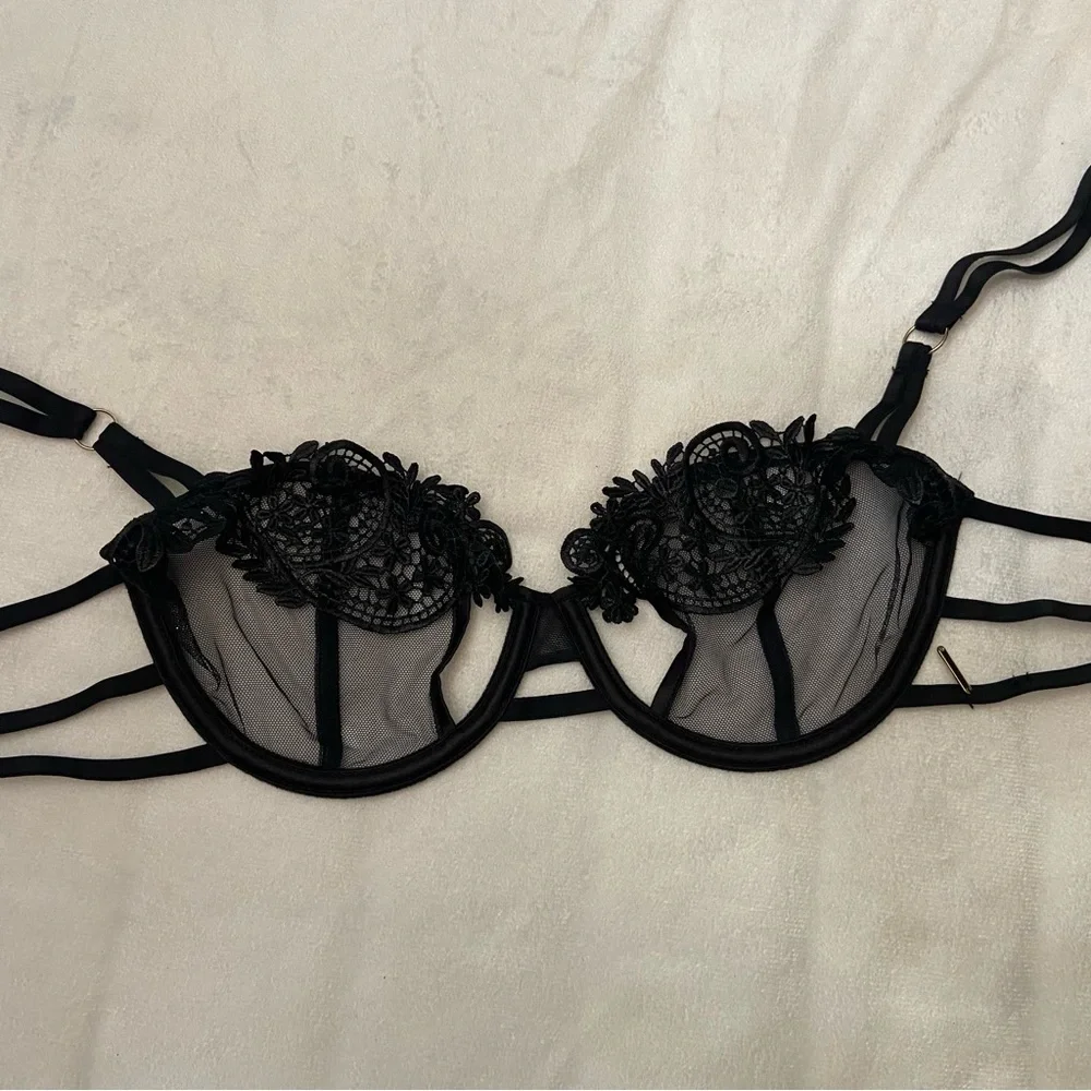 New! Bluebella Julienne Black Sheer Lace embroidered floral Bra 1841